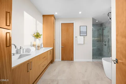 $2,999,000 | 1577-1575 Waldran Avenue, Los Angeles, CA 90041