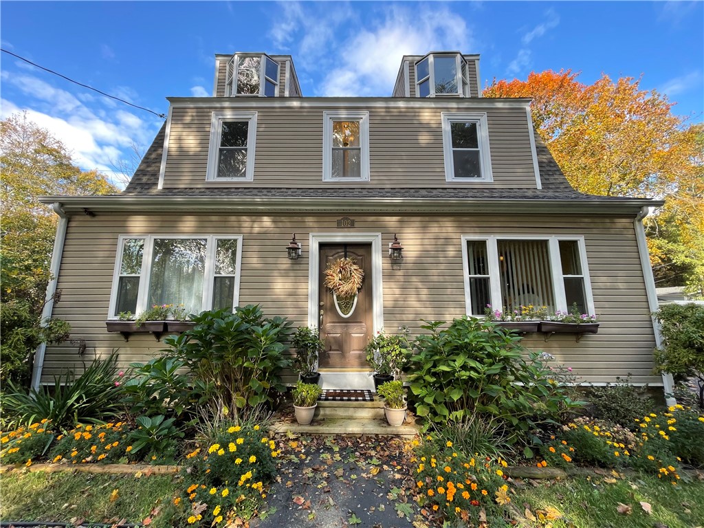 102 Pound Road Cumberland, RI 02864 - Photo 2 of 42