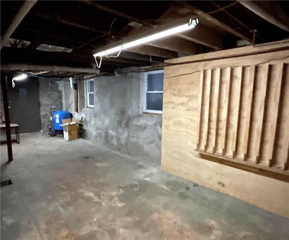 102 Pound Road Cumberland, RI 02864 - Photo 37 of 42