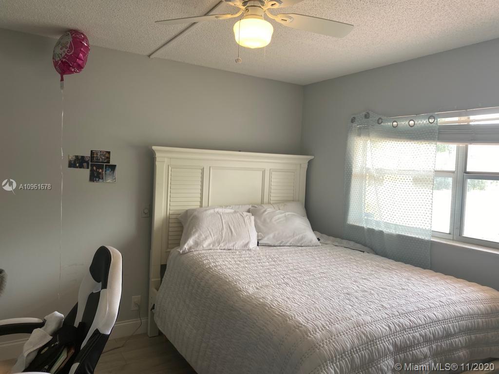 9272 Southwest 3rd Street, Unit 406 Boca Raton, FL 33428 - Photo 6 of 8