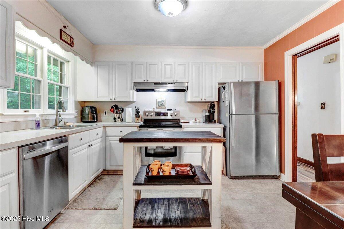 720 Swain Mill Road Harrellsville, NC 27942 - Photo 12 of 26 Kitchen