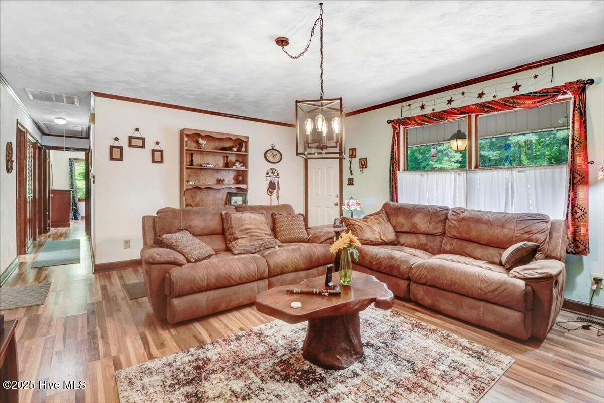 720 Swain Mill Road Harrellsville, NC 27942 - Photo 9 of 26 Living Room