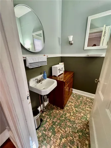 $2,195 | 275 Rosedale Street, Rochester, NY 14620