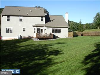 275 Overlook Road Morgantown, PA 19543 - Photo 11 of 12 Exterior Back