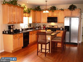 275 Overlook Road Morgantown, PA 19543 - Photo 4 of 12 Kitchen