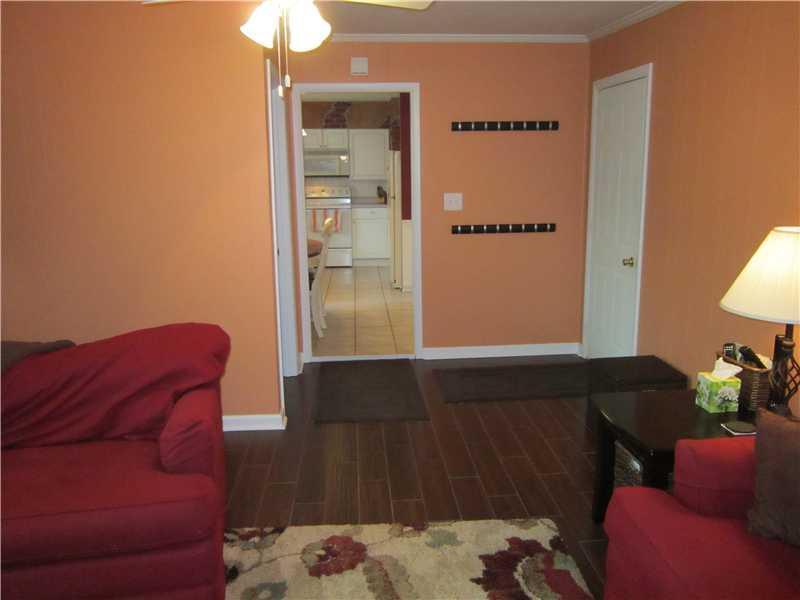7908 Hawthorne Road Indianapolis, IN 46256 - Photo 11 of 19 Gallery Image 11