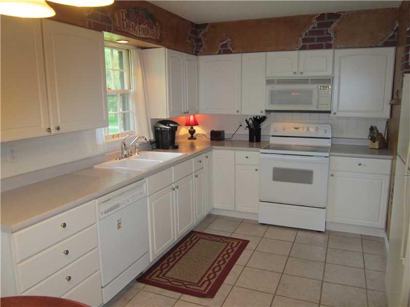 7908 Hawthorne Road Indianapolis, IN 46256 - Photo 12 of 19 Gallery Image 12