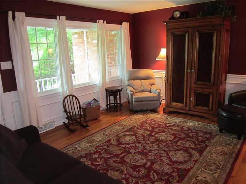 7908 Hawthorne Road Indianapolis, IN 46256 - Photo 9 of 19 Gallery Image 9