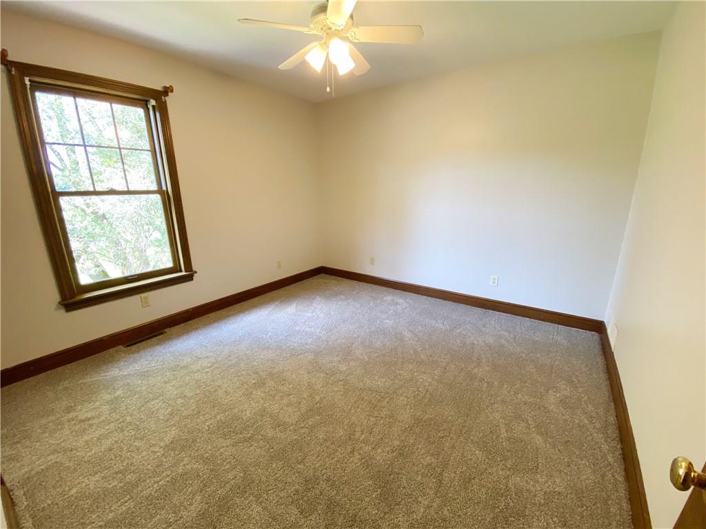 244 Center Church Road Grove City, PA 16127 - Photo 17 of 19 Gallery Image 17