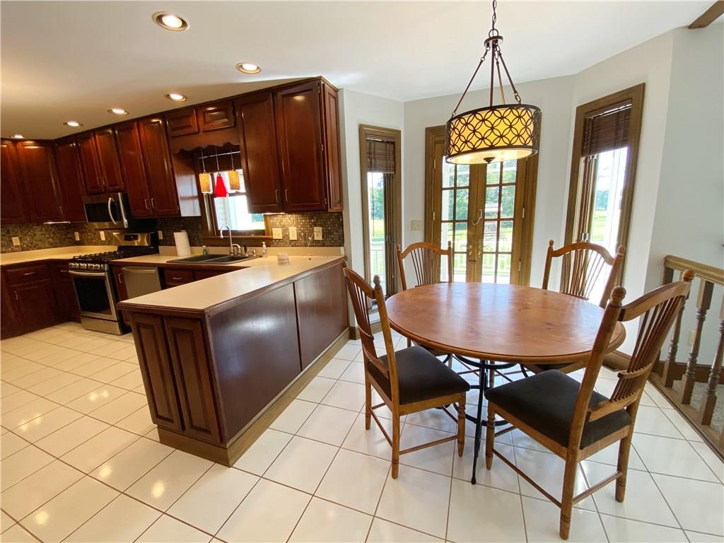 244 Center Church Road Grove City, PA 16127 - Photo 10 of 19 Gallery Image 10