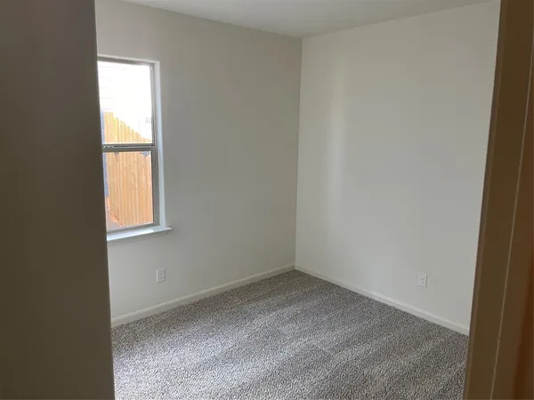$2,100 | 13507 Musselshell Drive, Unit 13507, Ponder, TX 76259