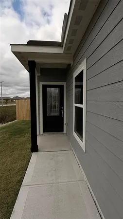 $2,100 | 13507 Musselshell Drive, Unit 13507, Ponder, TX 76259