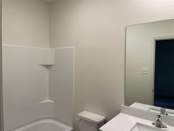 $2,100 | 13507 Musselshell Drive, Unit 13507, Ponder, TX 76259