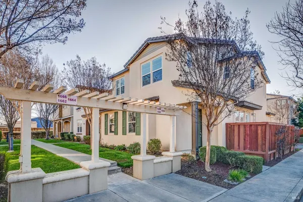 $599,500 | 1660 Glenmore Drive, Fairfield, CA 94533