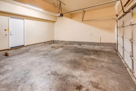 $599,500 | 1660 Glenmore Drive, Fairfield, CA 94533