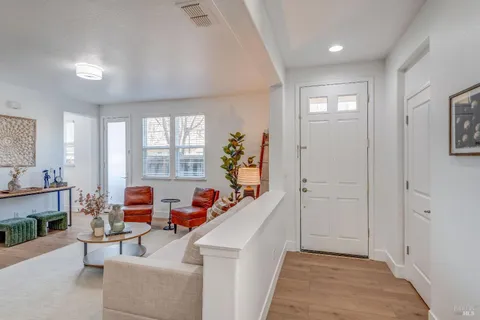 $599,500 | 1660 Glenmore Drive, Fairfield, CA 94533