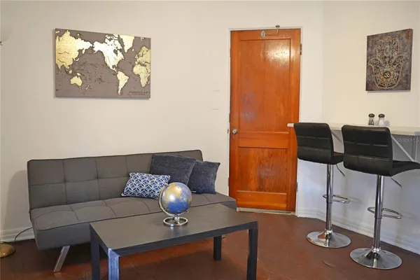 $1,800 | Undisclosed Address, Orlando, FL 32806