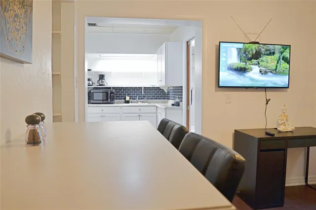 $2,000 | Undisclosed Address, Orlando, FL 32806