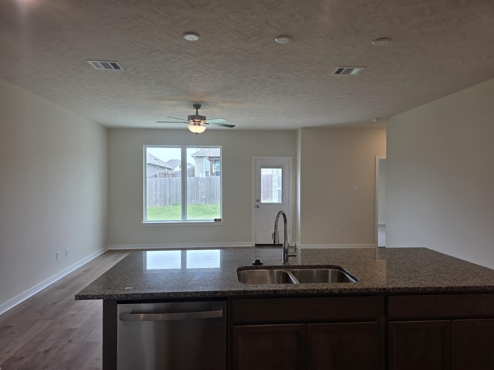 1499 Lk Rdg Drive Brenham, TX 77833 - Photo 7 of 18 Gallery Image 7