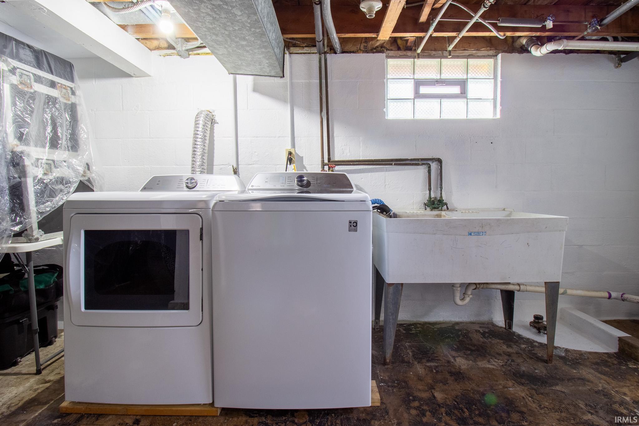 214 North Dwiggins Street Griffith, IN 46319 - Photo 20 of 32