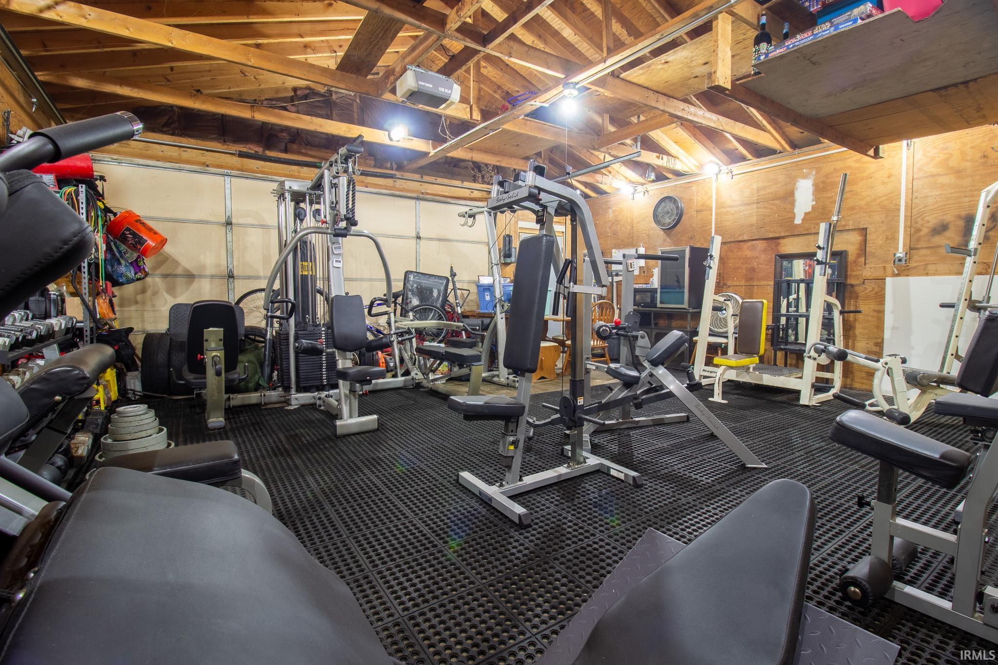 214 North Dwiggins Street Griffith, IN 46319 - Photo 9 of 32