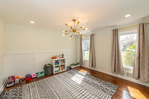 $1,200,000 | 142 Crescent Road, Florham Park, NJ 07932