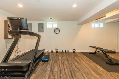 $1,200,000 | 142 Crescent Road, Florham Park, NJ 07932