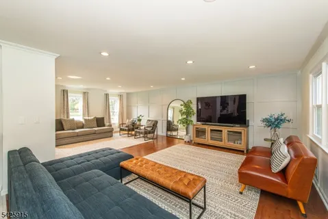 $1,200,000 | 142 Crescent Road, Florham Park, NJ 07932