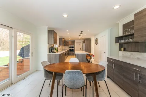 $1,200,000 | 142 Crescent Road, Florham Park, NJ 07932