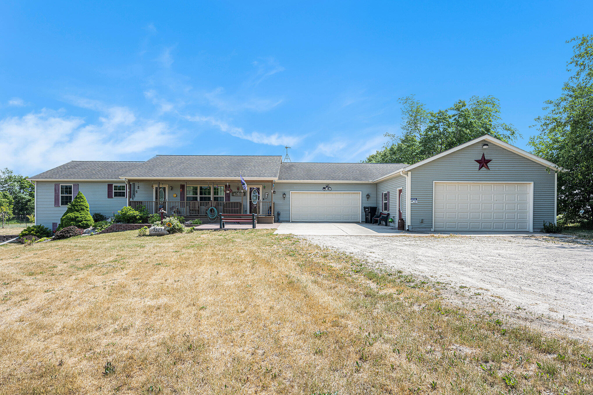 3327 West County Farm Road Sheridan, MI 48884 - Photo 3 of 33 004_3327countryfarmrd