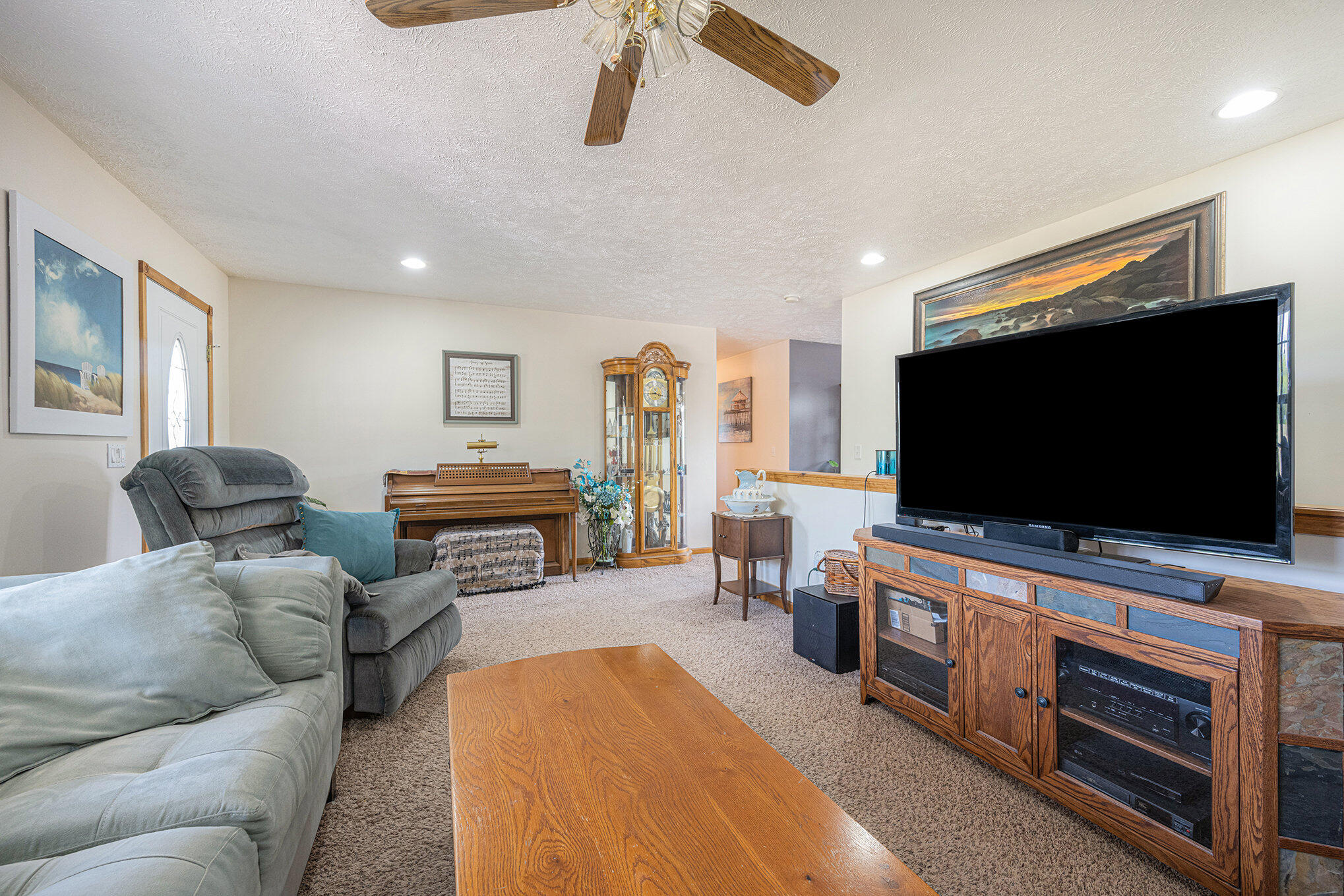 3327 West County Farm Road Sheridan, MI 48884 - Photo 6 of 33 007_3327countryfarmrd_10