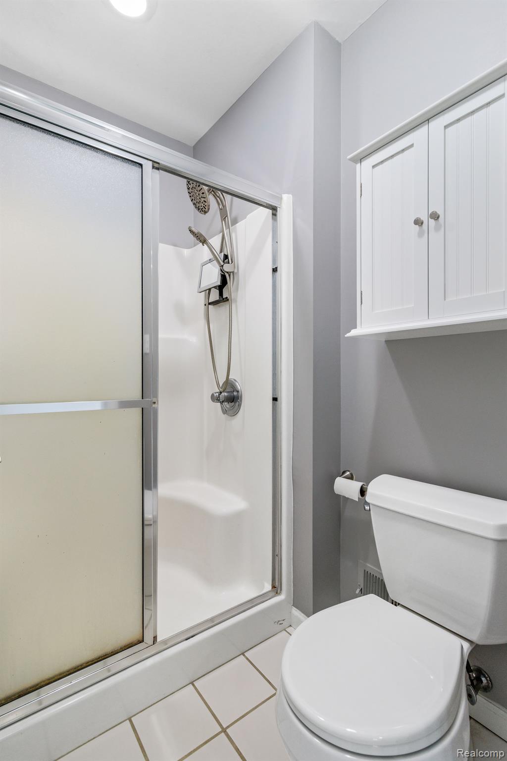 1902 Clover Ridge Drive Howell, MI 48843 - Photo 22 of 46 Gallery Image 22