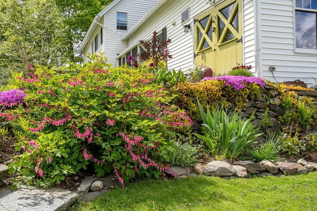 200 Chestnut Plain Road Whately, MA 01093 - Photo 11 of 41