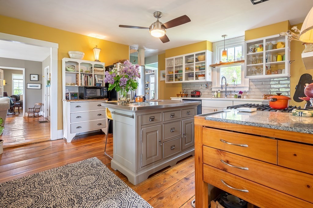 200 Chestnut Plain Road Whately, MA 01093 - Photo 14 of 41