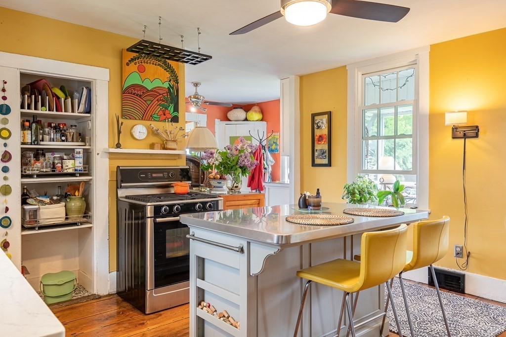 200 Chestnut Plain Road Whately, MA 01093 - Photo 15 of 41