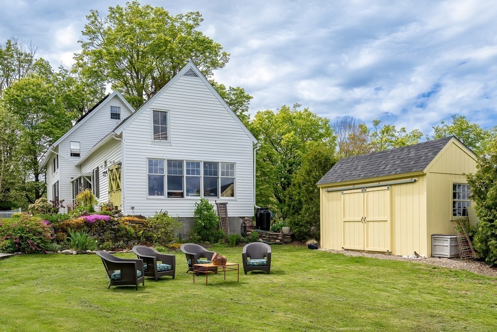 200 Chestnut Plain Road Whately, MA 01093 - Photo 5 of 41