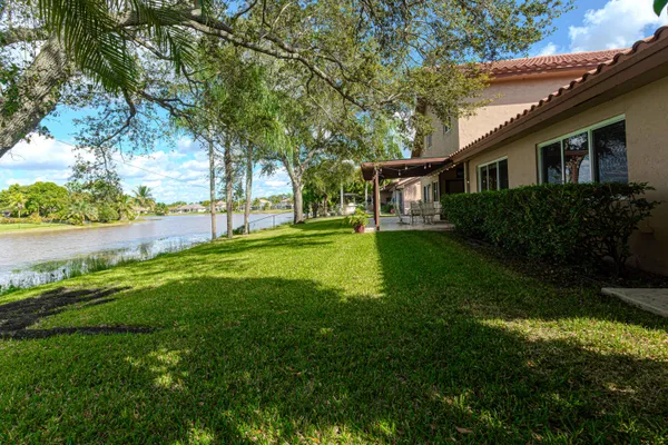 $5,300 | Undisclosed Address, Pembroke Pines, FL 33029