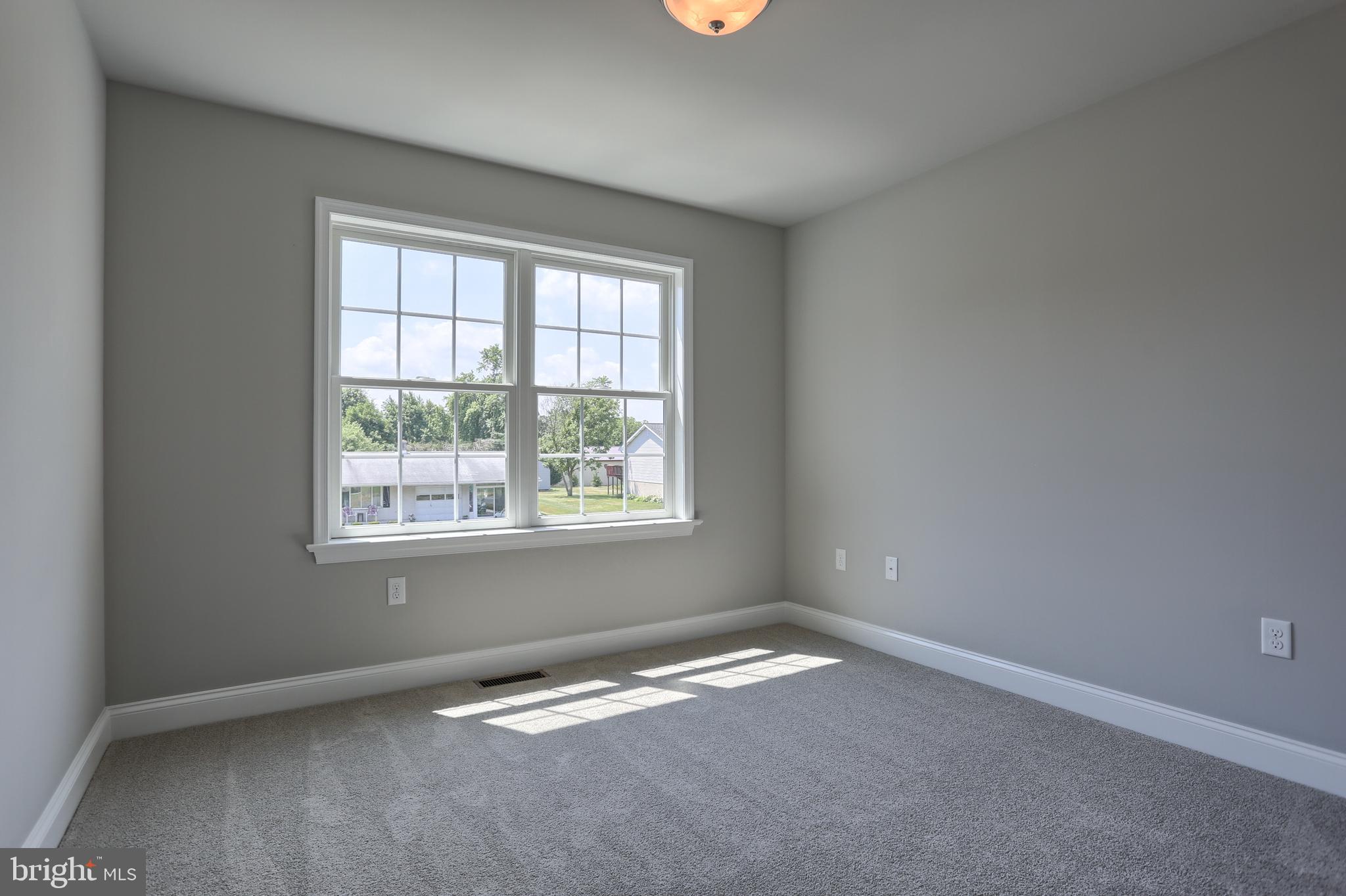 10 Rolling Meadow Road Lebanon, PA 17046 - Photo 25 of 29 an empty room with a window