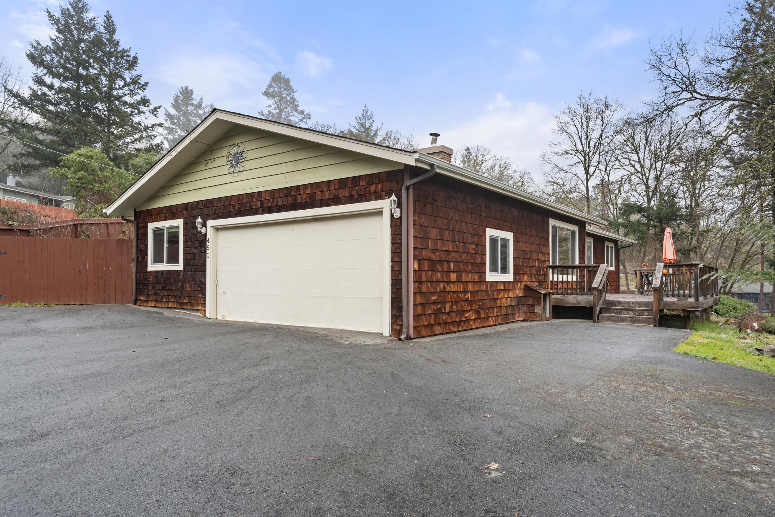 450 Crestview Loop Grants Pass, OR 97527 - Photo 29 of 29 1_450 crestview loop, grants pass, or 97