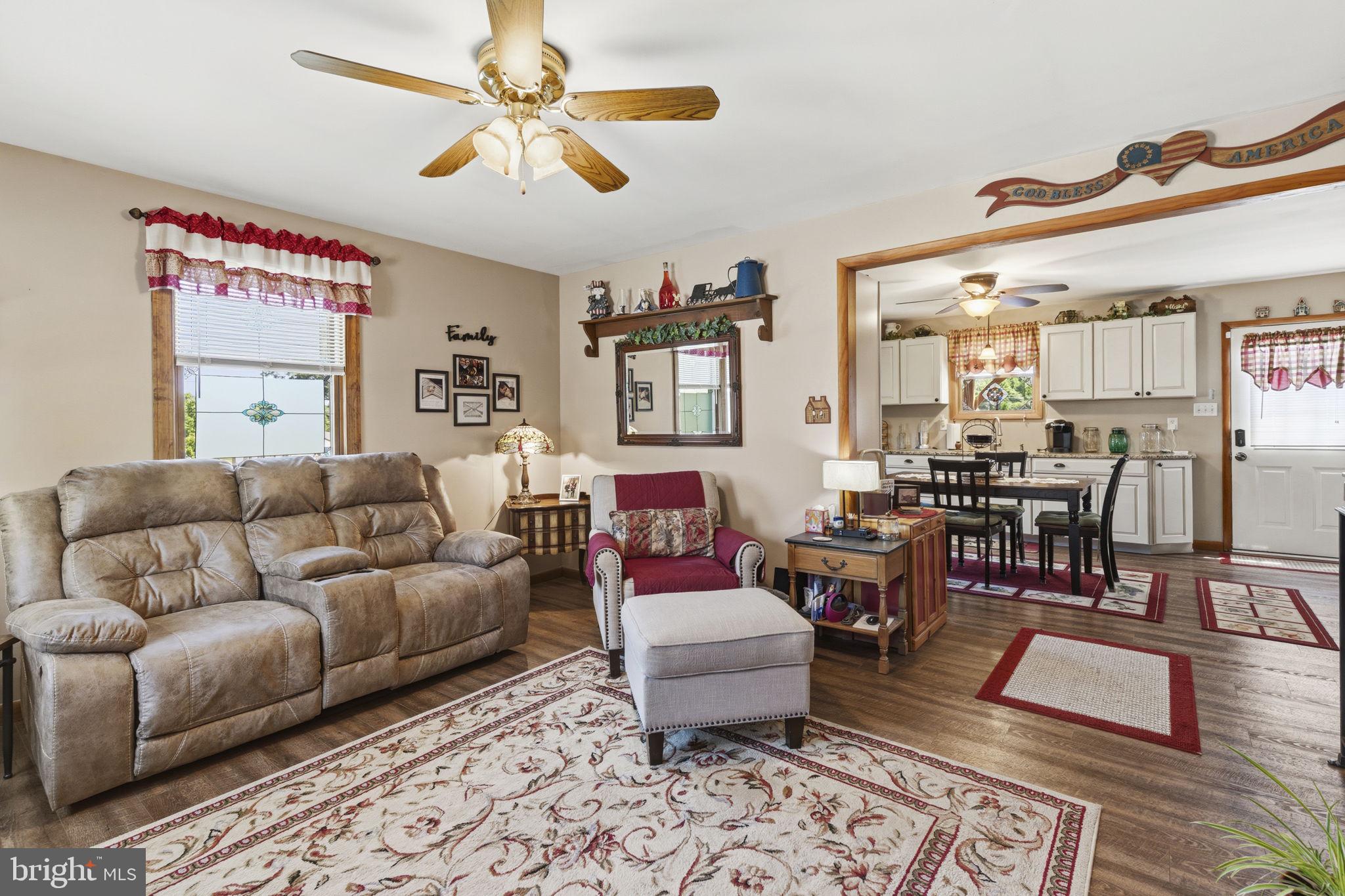 607 Patuxent Avenue Rosedale, MD 21237 - Photo 5 of 35