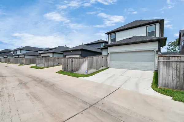 $3,100 | 1538 Park Path Drive, Missouri City, TX 77459