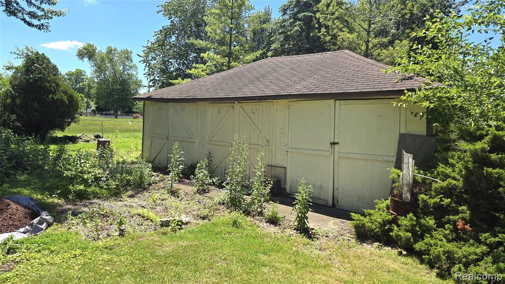 7993 Church Road Grosse Ile, MI 48138 - Photo 26 of 37