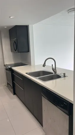 a close view of sink and tap