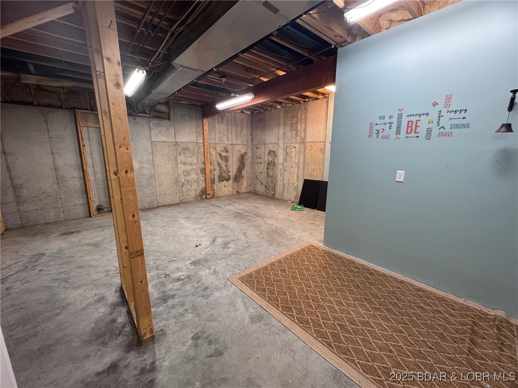 4331 Sunset Drive, Unit B Osage Beach, MO 65065 - Photo 32 of 36