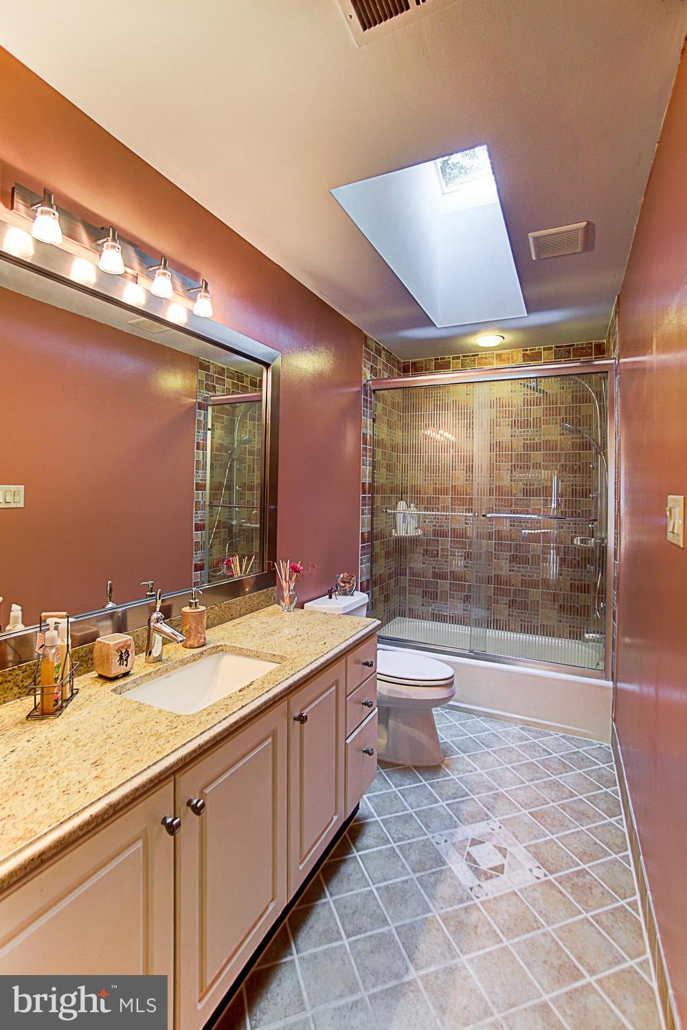 1725 Beulah Road Vienna, VA 22182 - Photo 21 of 30 Bath
