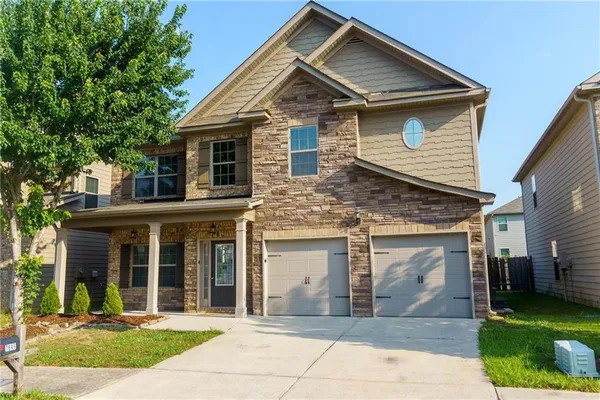 $349,900 | 7646 Crawford Court, Fairburn, GA 30213