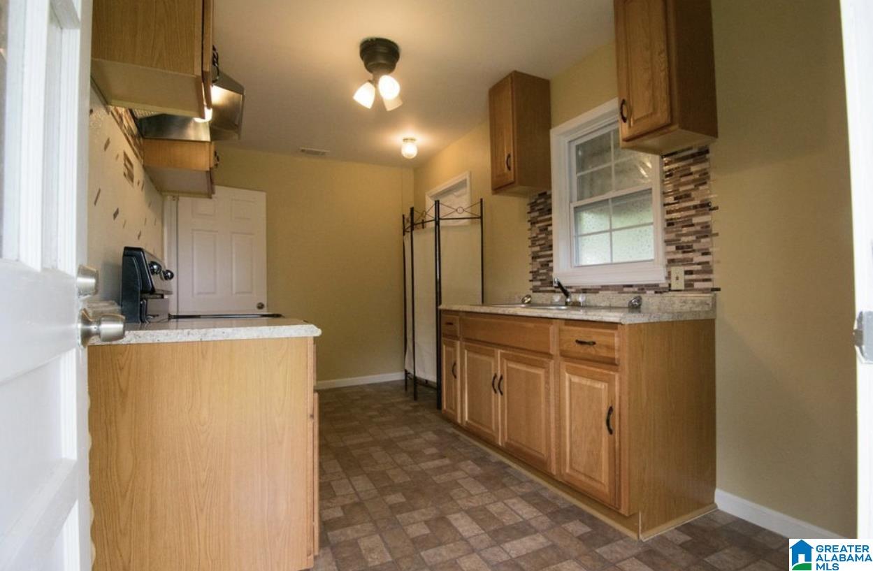 1064 40th Street Birmingham, AL 35218 - Photo 6 of 9