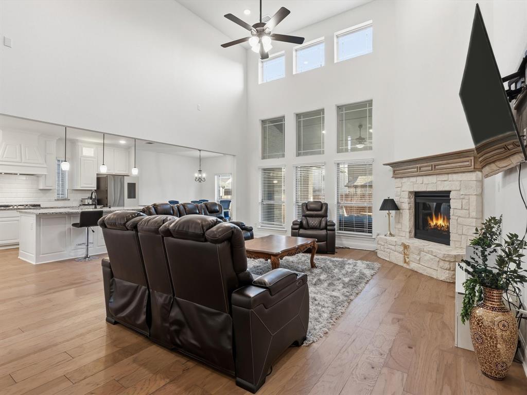 1507 Migration Way Mansfield, TX 76063 - Photo 11 of 40