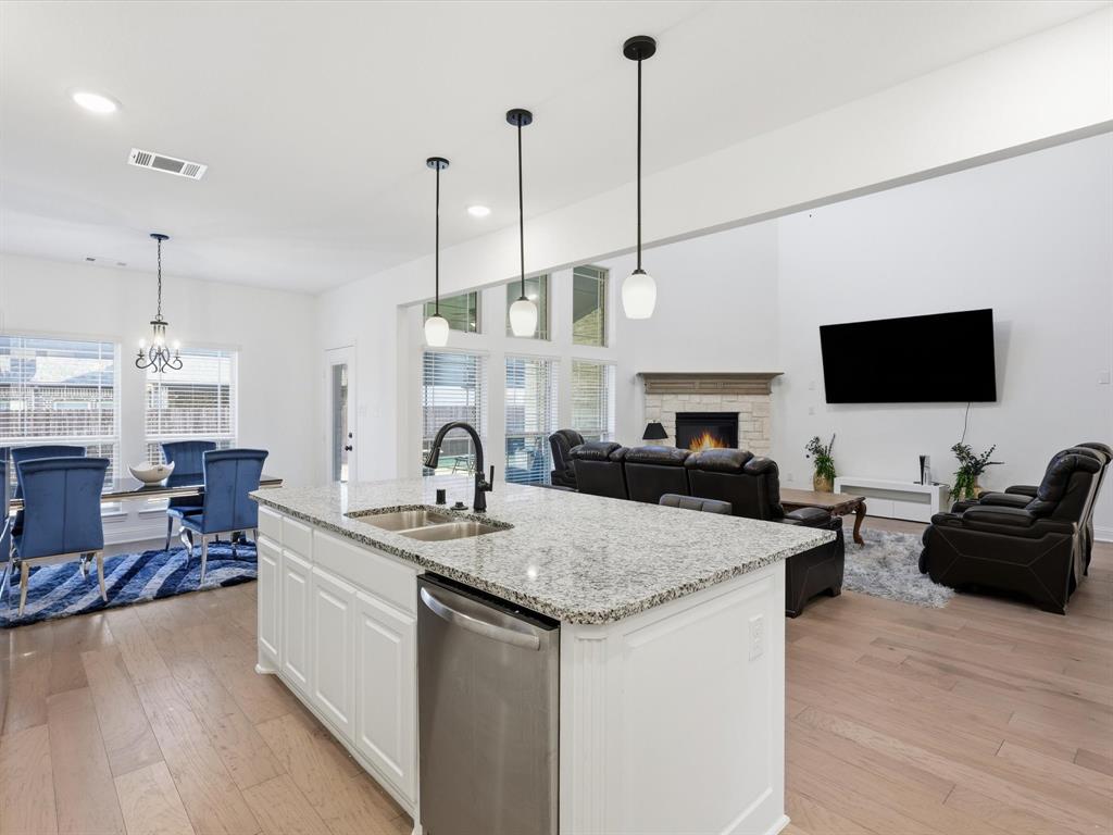 1507 Migration Way Mansfield, TX 76063 - Photo 19 of 40