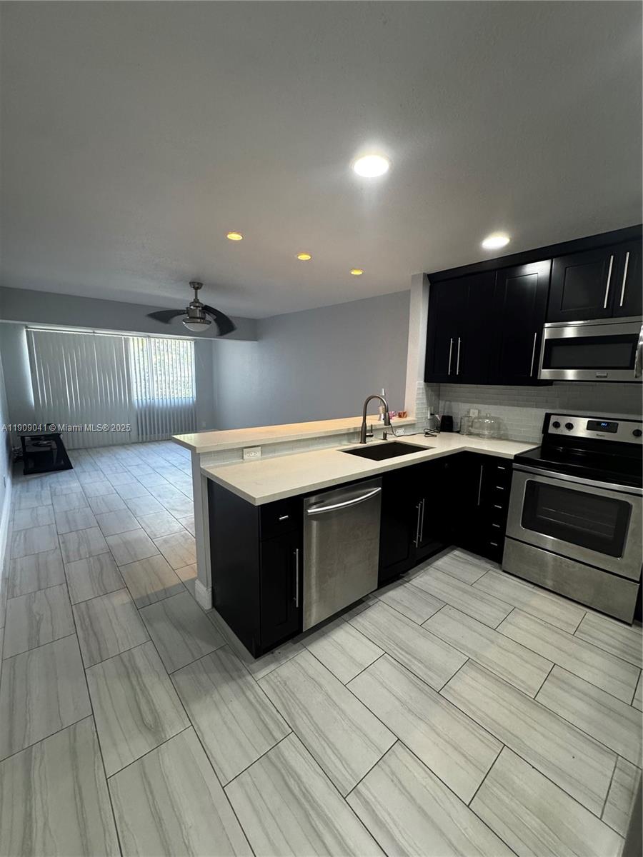 9500 Southwest 3rd Street, Unit 239 Boca Raton, FL 33428 - Photo 7 of 21 Gallery Image 7